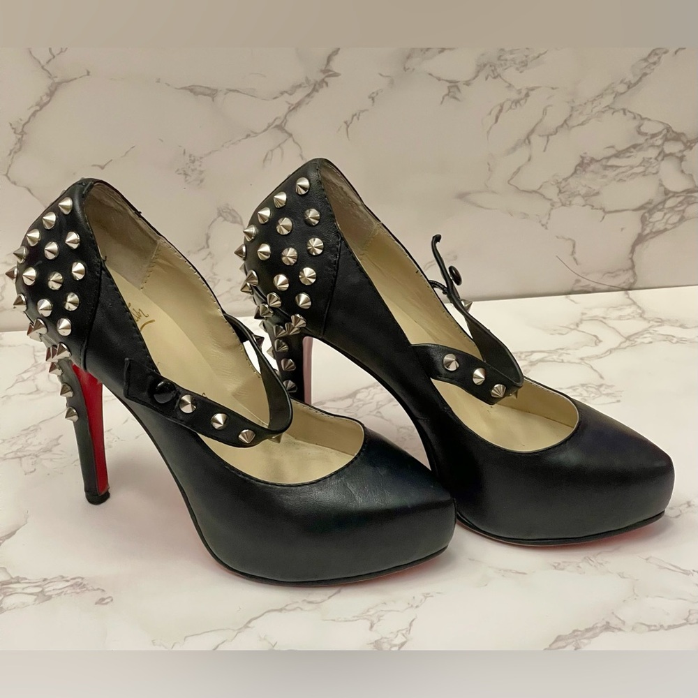 CHRISTIAN LOUBOUTIN Mad Mary Studded Pumps in Black 120mm - Size 35